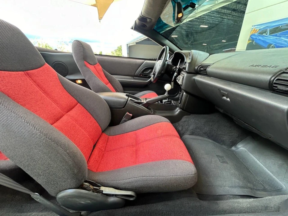 1994 Chevrolet Camaro 4th Gen - Image 20 of 31