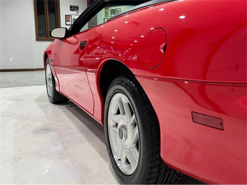 1994 Chevrolet Camaro 4th Gen - Image 6 of 31