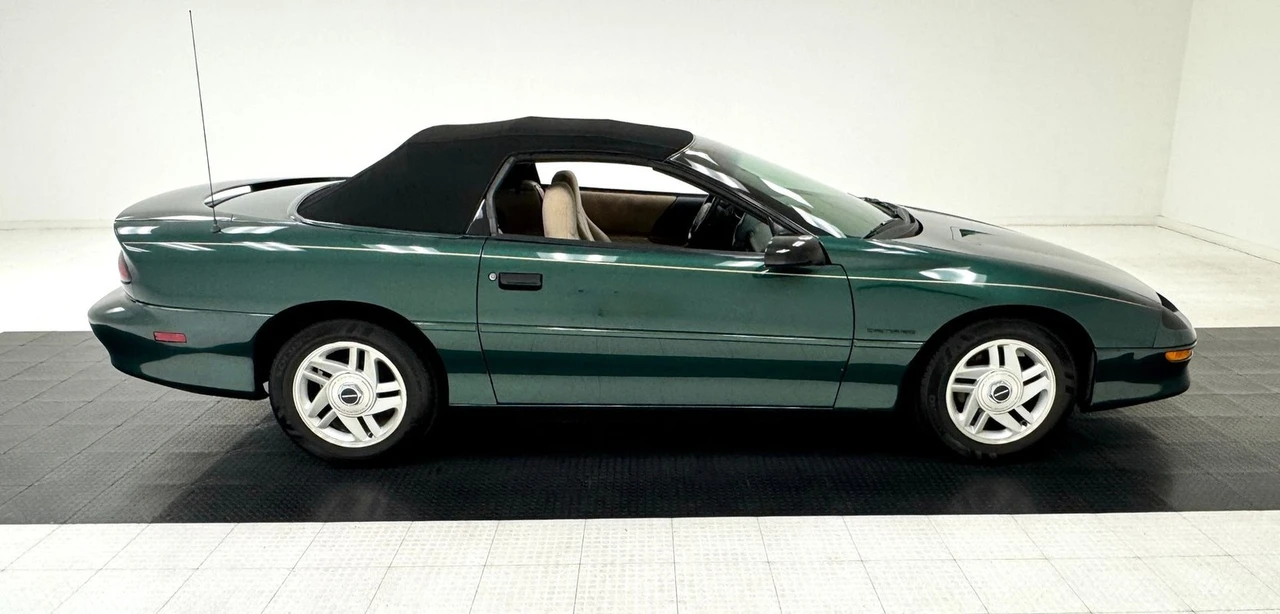 1994 Chevrolet Camaro 4th Gen - Image 9 of 21