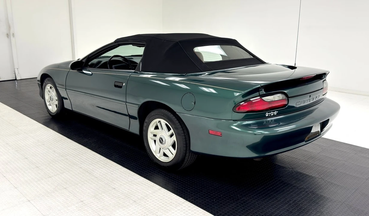1994 Chevrolet Camaro 4th Gen - Image 5 of 12