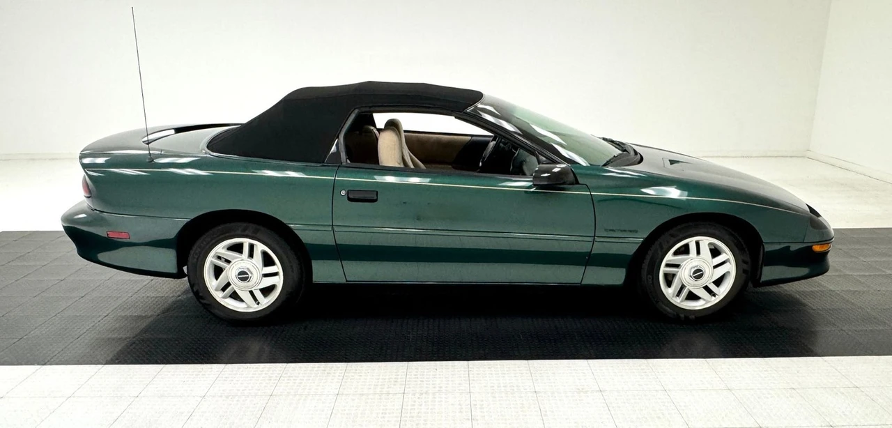 1994 Chevrolet Camaro 4th Gen - Image 9 of 12