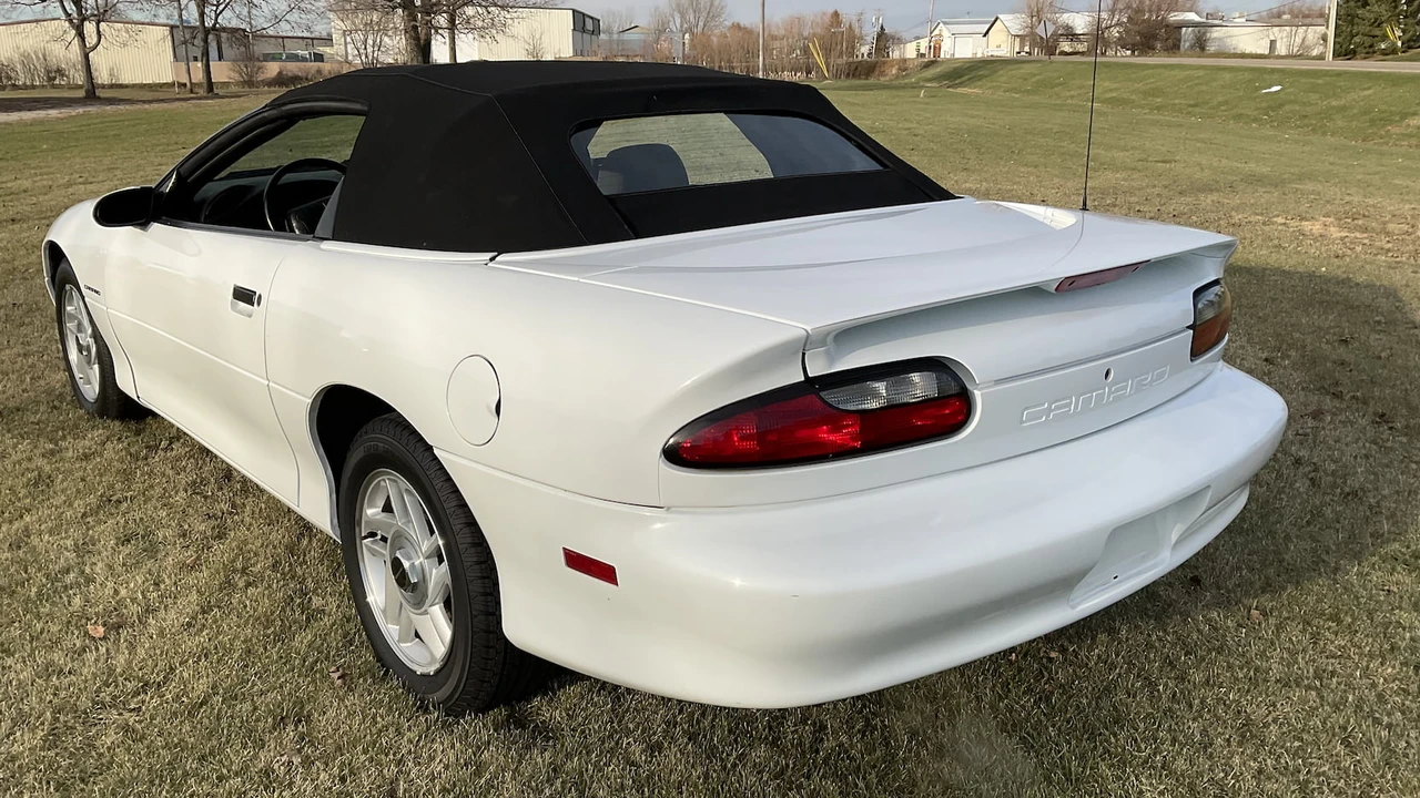1994 Chevrolet Camaro 4th Gen - Image 12 of 14