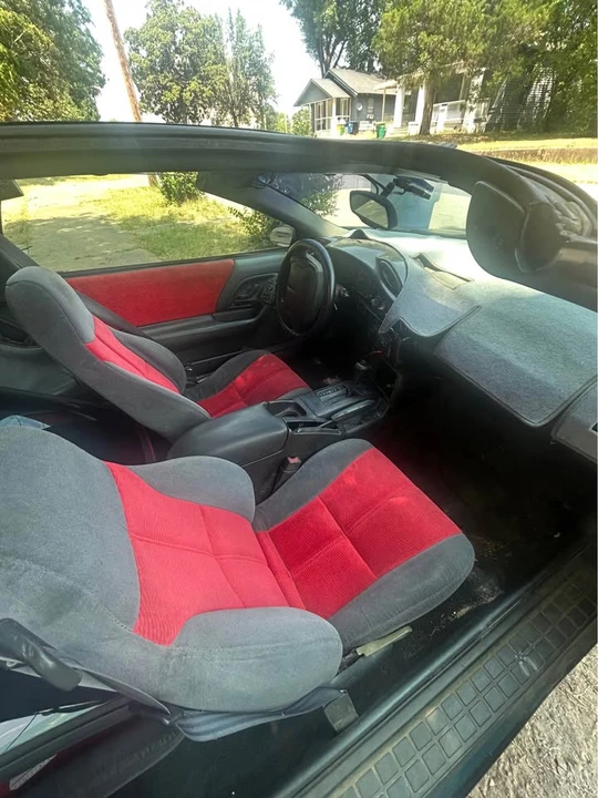 1994 Chevrolet Camaro 4th Gen - Image 2 of 7