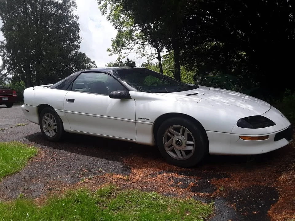 1994 Chevrolet Camaro 4th Gen - Image 2 of 11