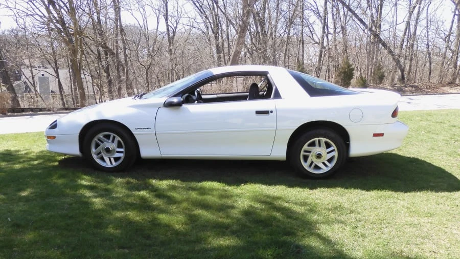 1994 Chevrolet Camaro 4th Gen - Image 2 of 18