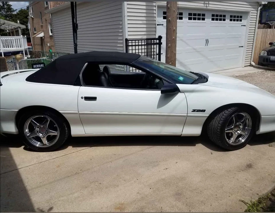 1994 Chevrolet Camaro 4th Gen - Image 2 of 5