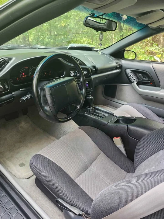 1994 Chevrolet Camaro 4th Gen - Image 11 of 12