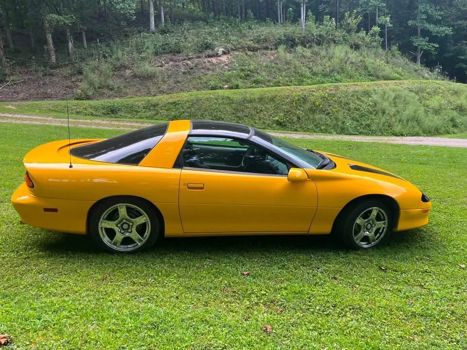 1994 Chevrolet Camaro 4th Gen - Image 4 of 8