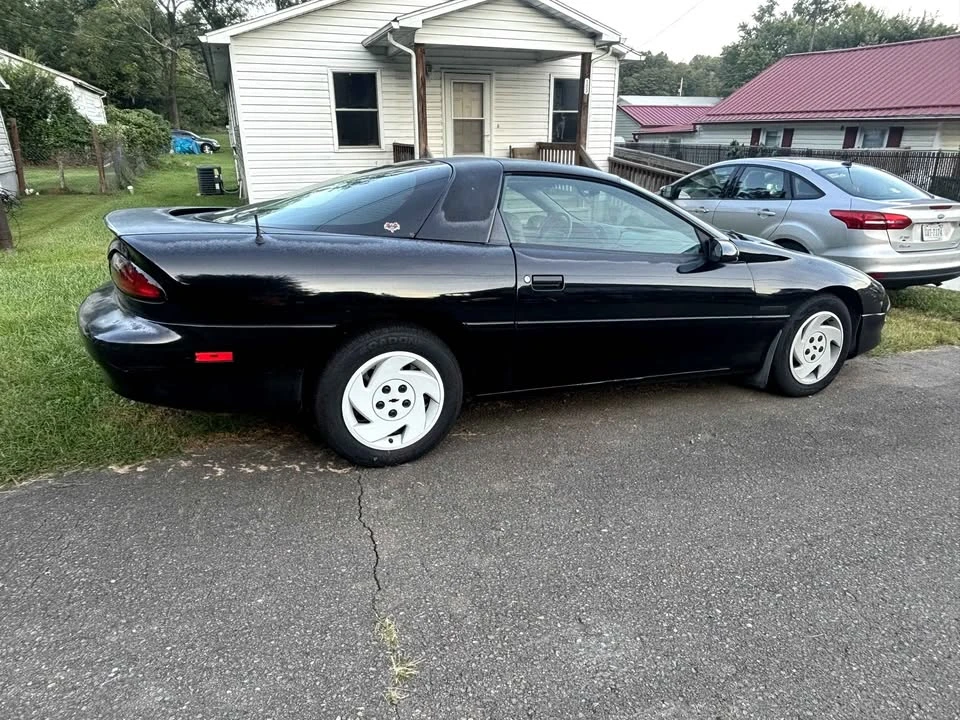 1994 Chevrolet Camaro 4th Gen - Image 3 of 6