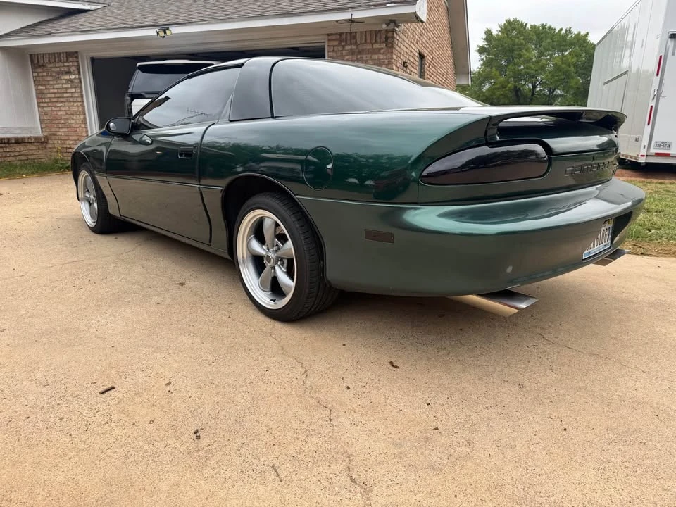 1994 Chevrolet - Image 2 of 9