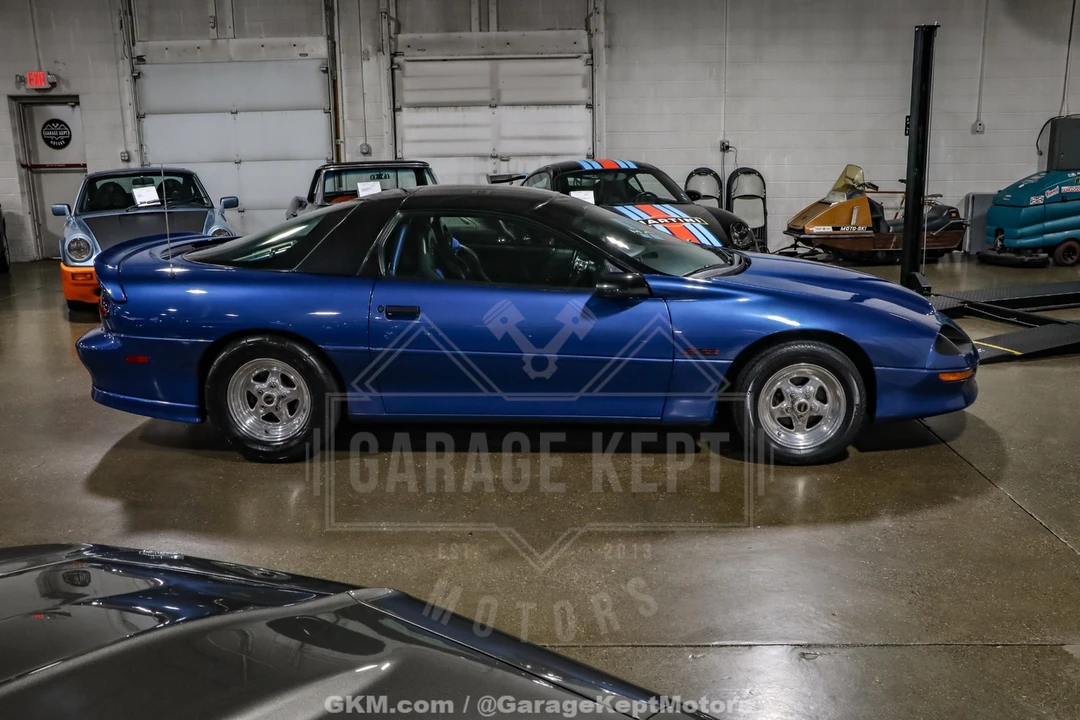 1994 Chevrolet - Image 12 of 31