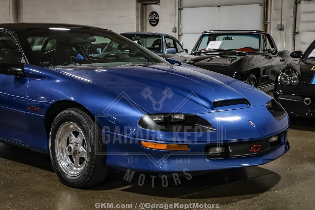1994 Chevrolet - Image 15 of 31