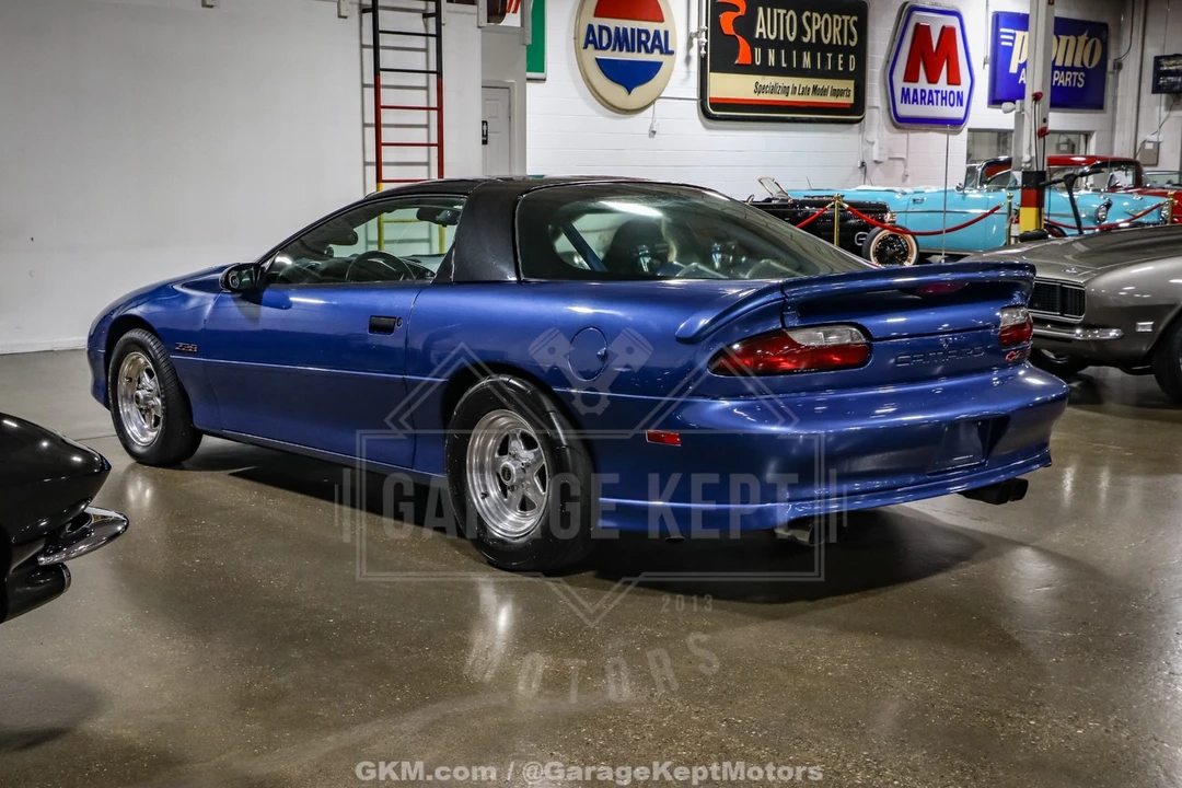 1994 Chevrolet - Image 7 of 31