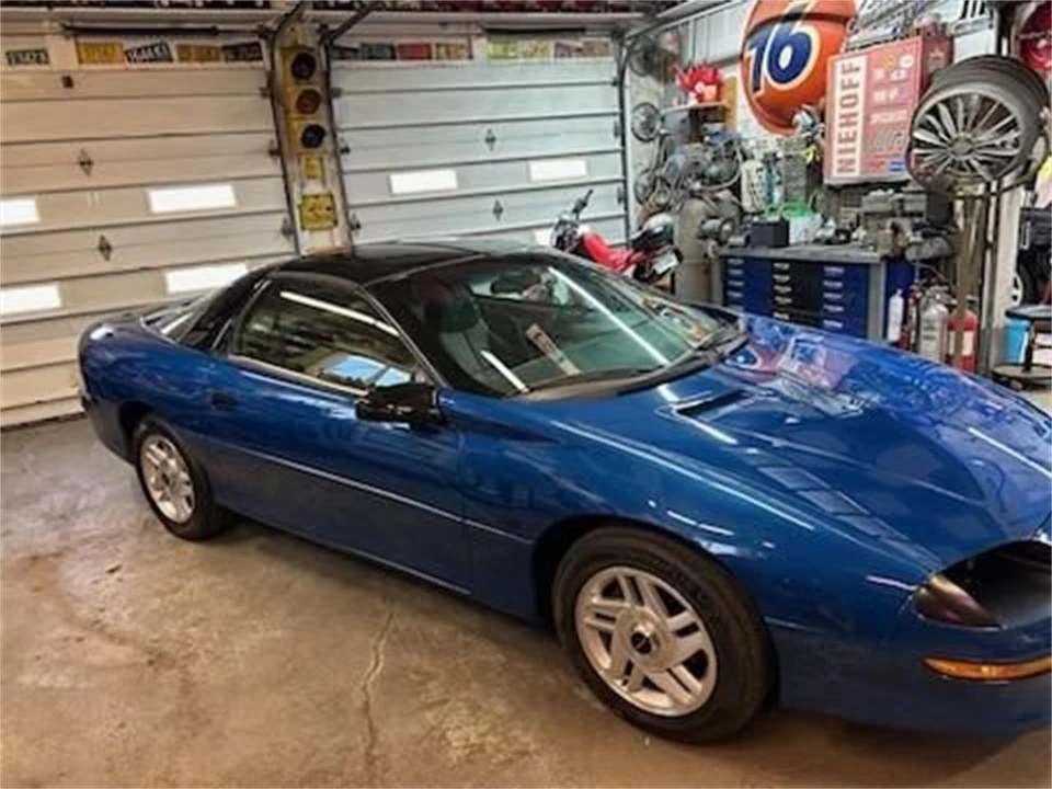 1994 Chevrolet Camaro Z28 4th Gen - Image 2 of 8