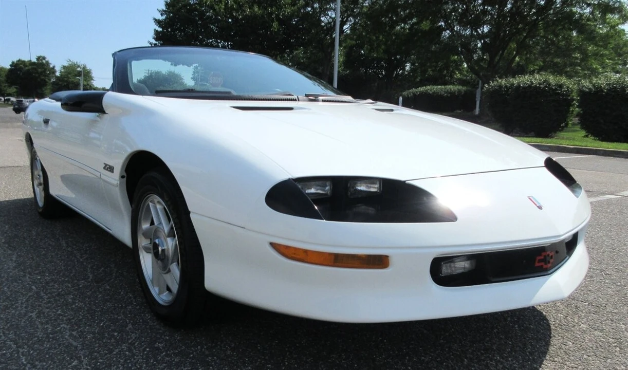1994 Chevrolet Camaro Z28 4th Gen - Image 2 of 24