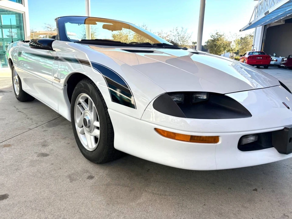 1994 Chevrolet - Image 19 of 31