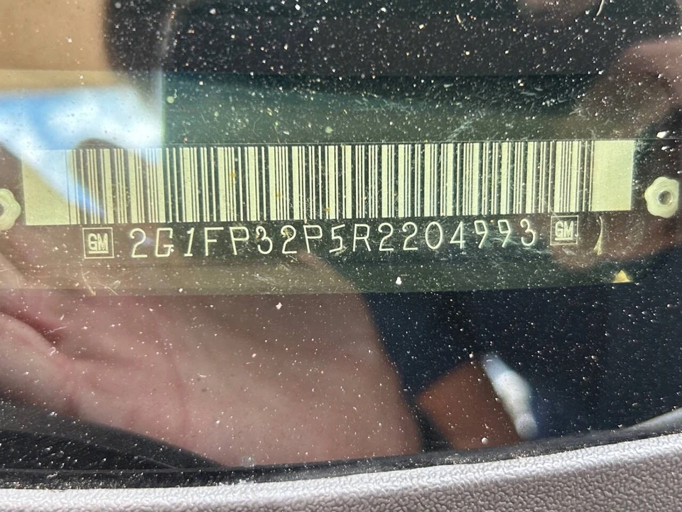 1994 Chevrolet - Image 23 of 31