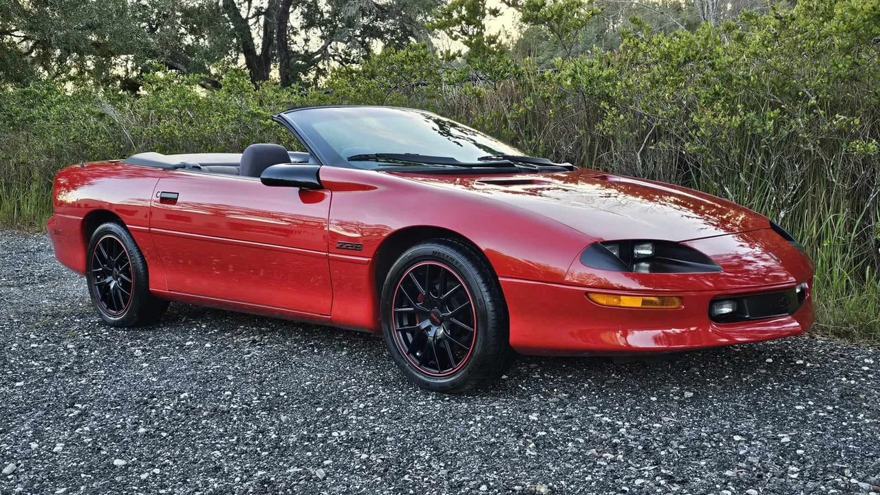 1994 Chevrolet Camaro Z28 4th Gen - Image 11 of 21