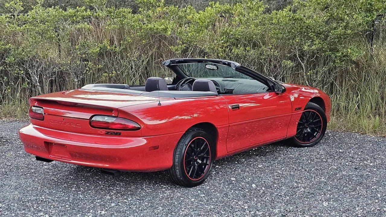 1994 Chevrolet Camaro Z28 4th Gen - Image 9 of 21