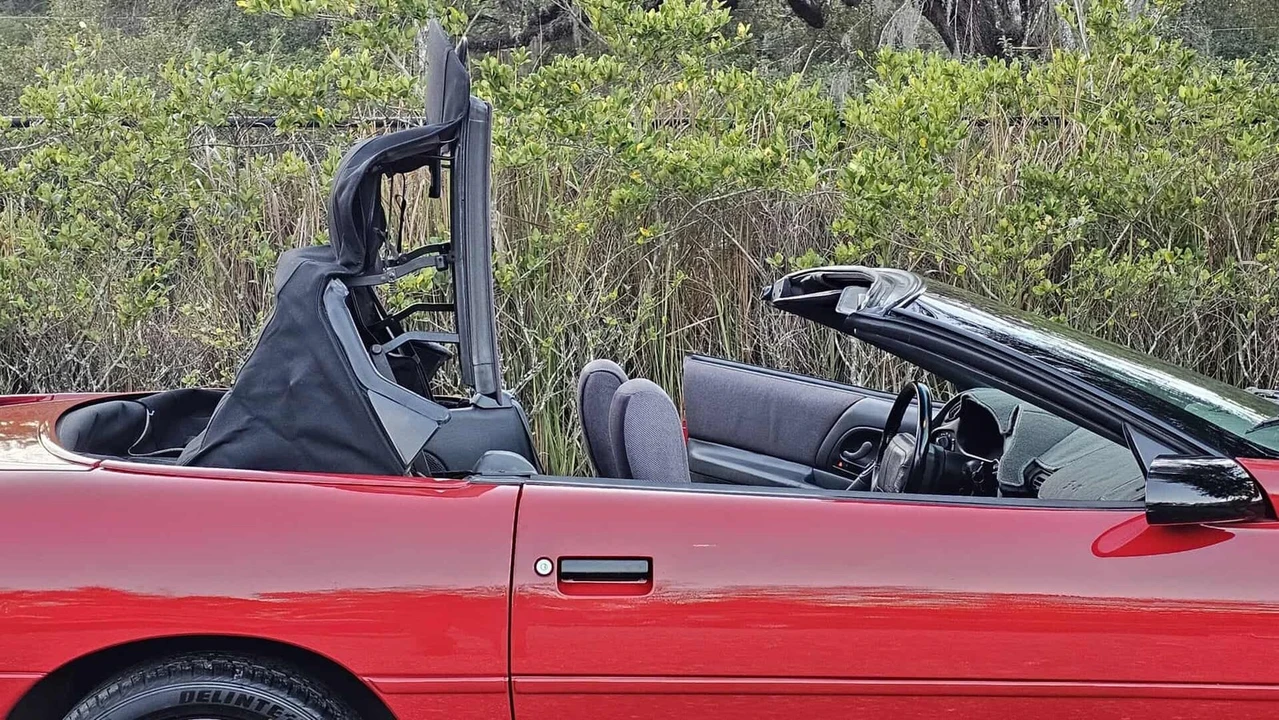 1994 Chevrolet Camaro Z28 4th Gen - Image 15 of 21