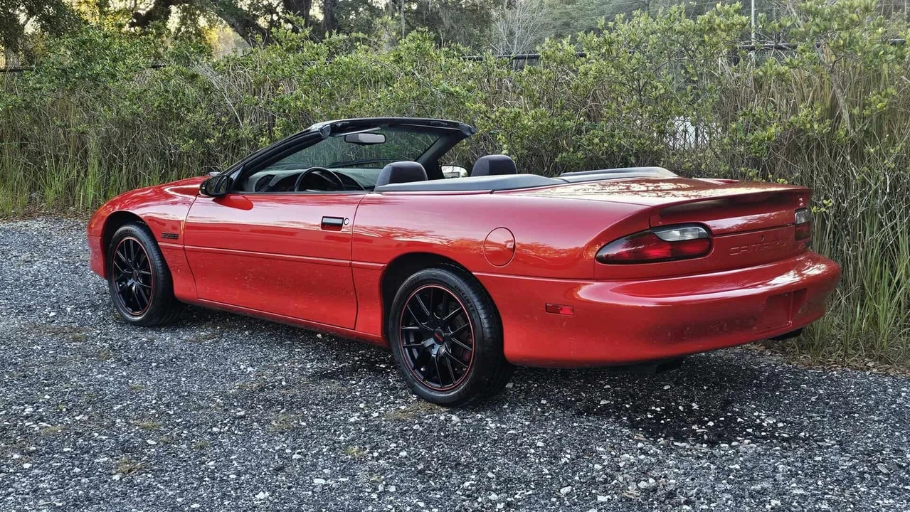 1994 Chevrolet Camaro Z28 4th Gen - Image 3 of 21