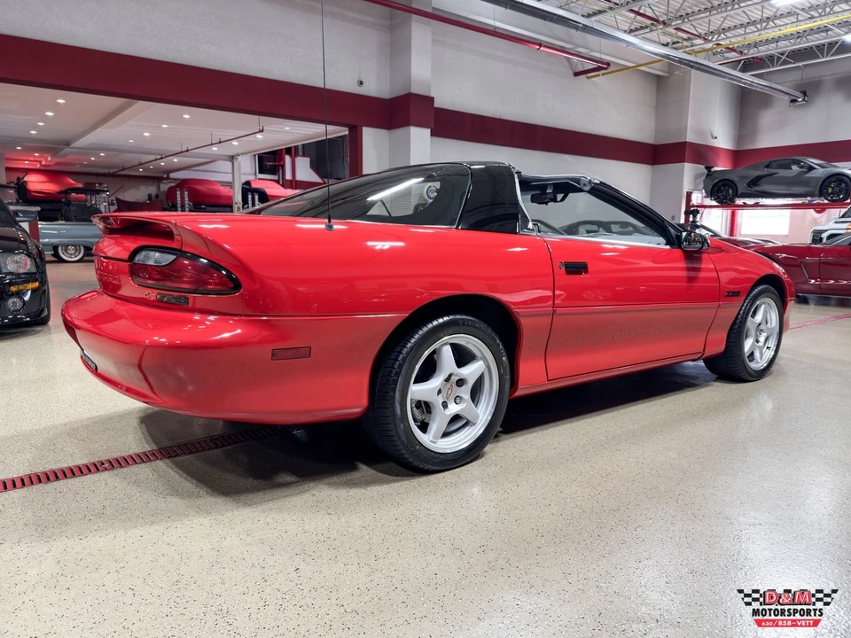 1994 Chevrolet - Image 5 of 31