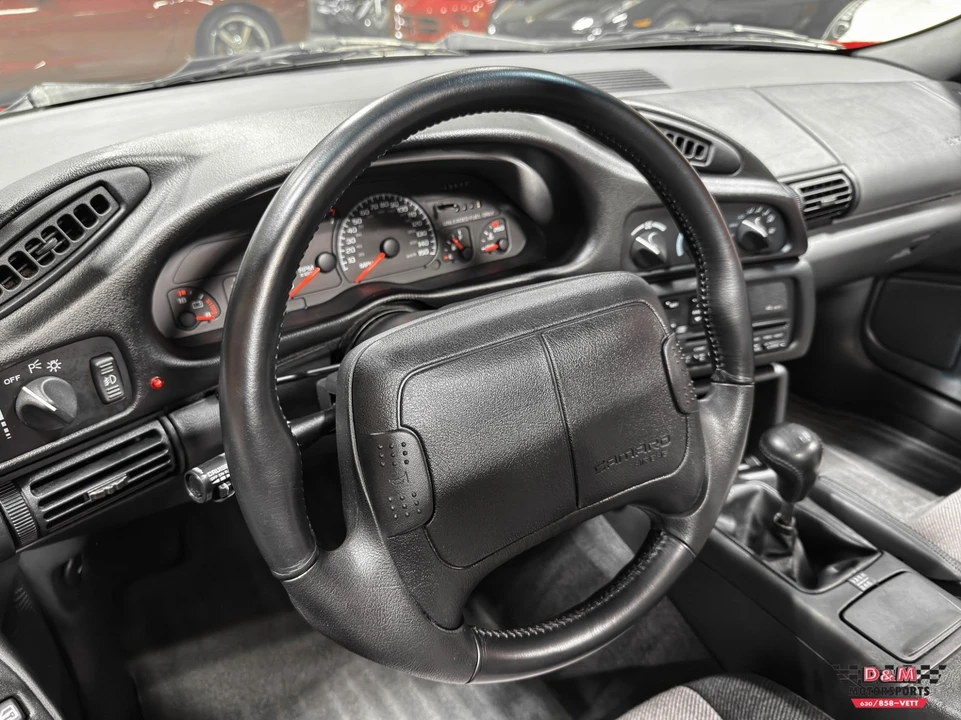1994 Chevrolet - Image 15 of 31