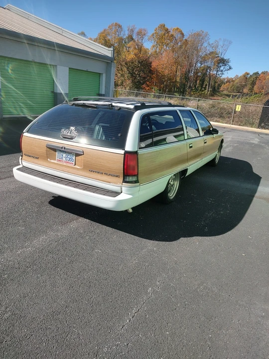 1994 Chevrolet Caprice - Image 3 of 21