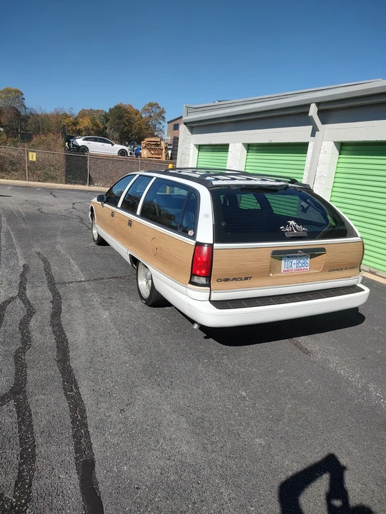 1994 Chevrolet Caprice - Image 4 of 21