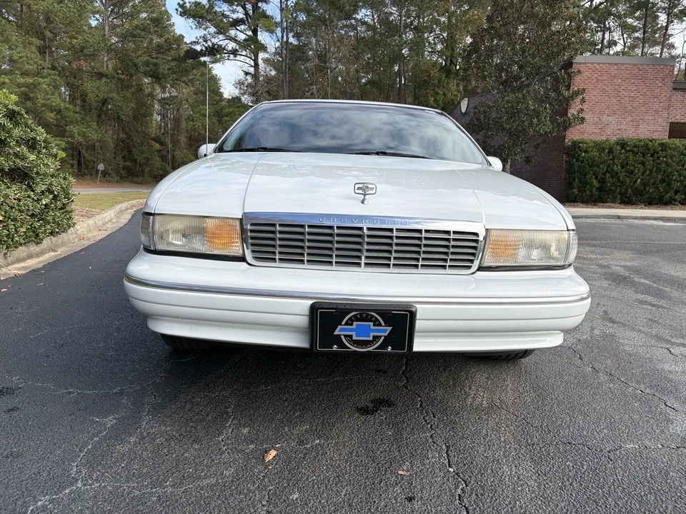 1994 Chevrolet Caprice - Image 6 of 21