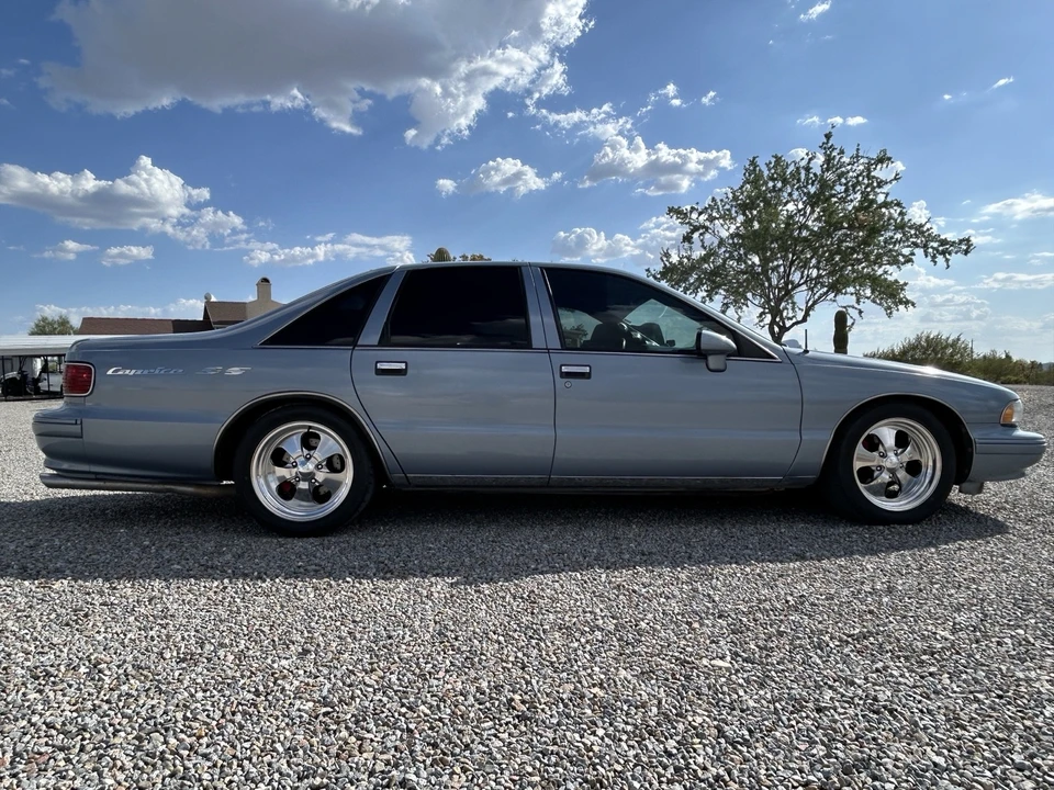 1994 Chevrolet Caprice - Image 4 of 14