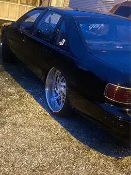 1994 Chevrolet Caprice Classic LS Sedan 4D