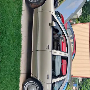 1994 Chevrolet Caprice Classic LS Sedan 4D