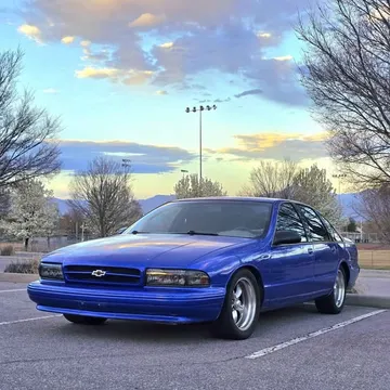 1994 Chevrolet Caprice Classic Sedan 4D