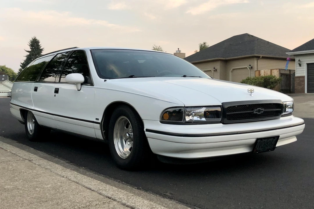 1994 Chevrolet Caprice - Image 2 of 31