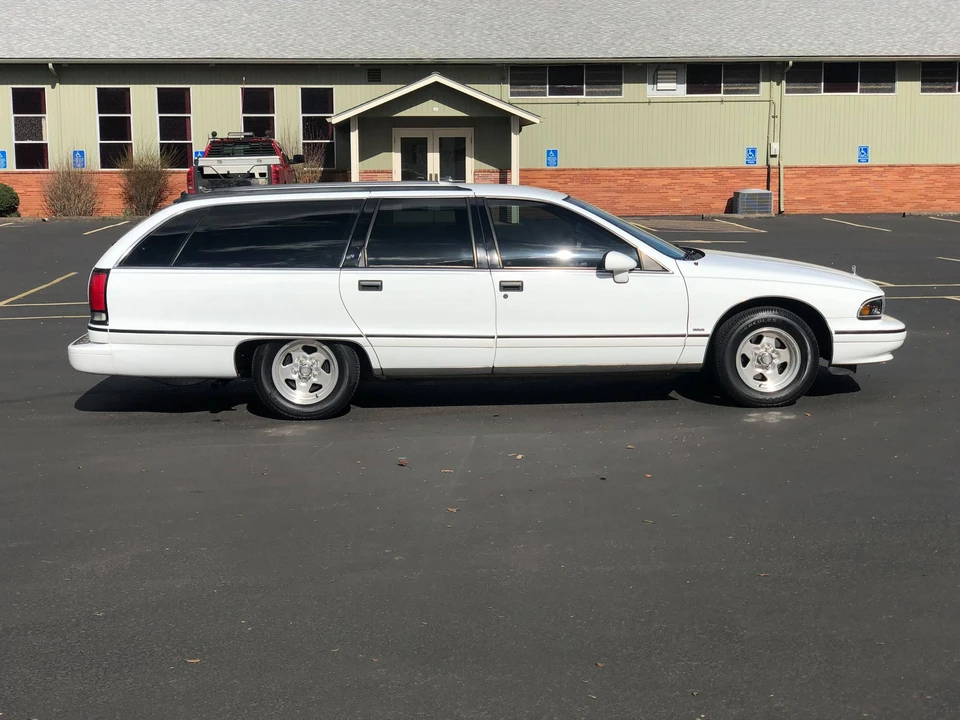 1994 Chevrolet Caprice - Image 17 of 31