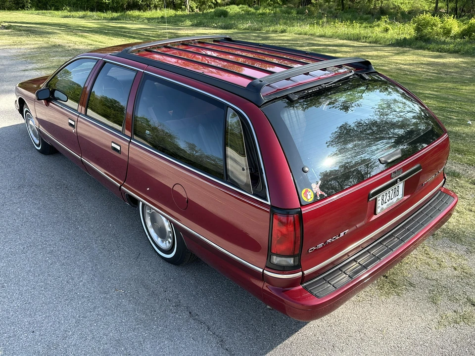 1994 Chevrolet Caprice - Image 10 of 31
