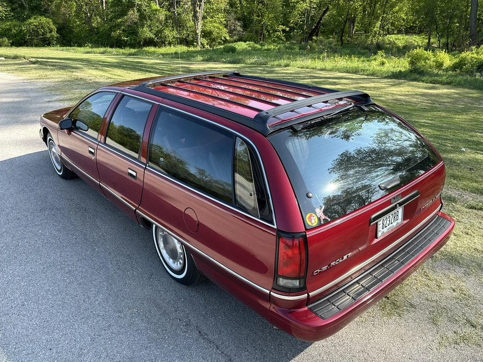 1994 Chevrolet Caprice - Image 9 of 31