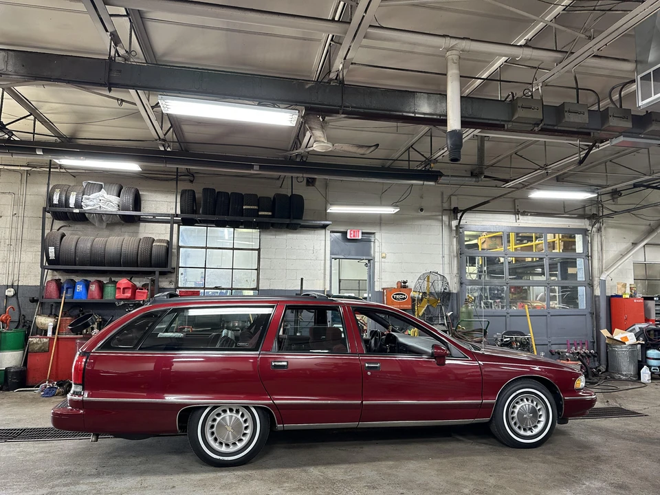 1994 Chevrolet Caprice - Image 12 of 31