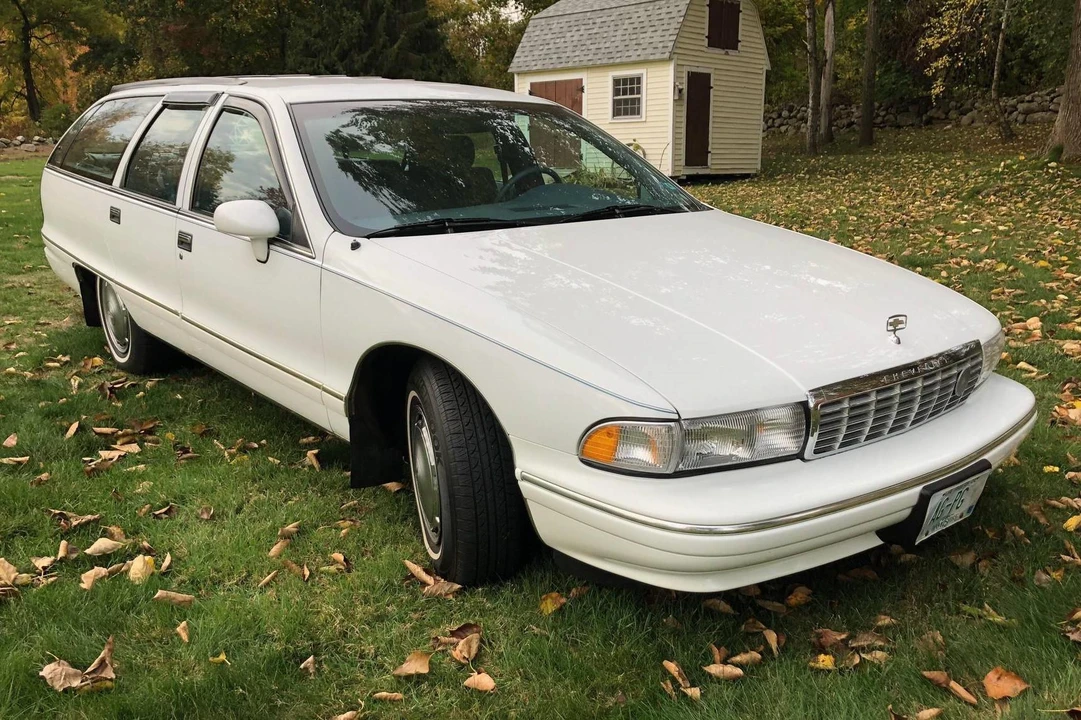 1994 Chevrolet Caprice - Image 4 of 22