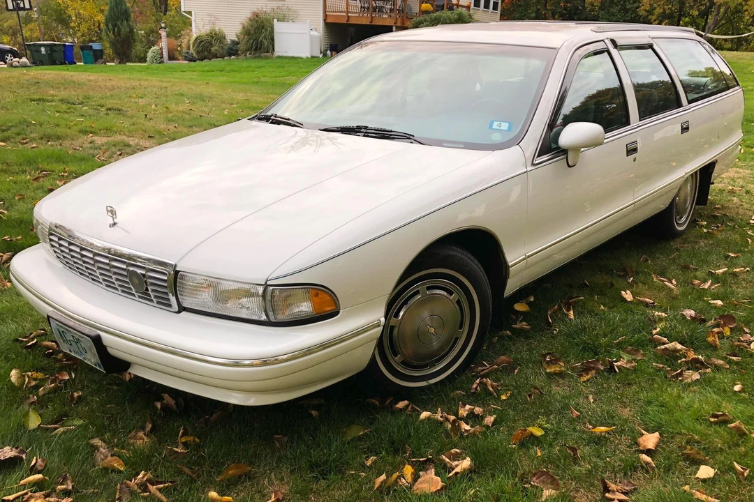 1994 Chevrolet Caprice - Image 2 of 22