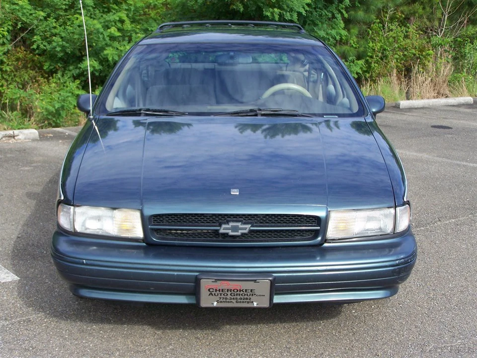 1994 Chevrolet Caprice - Image 15 of 24