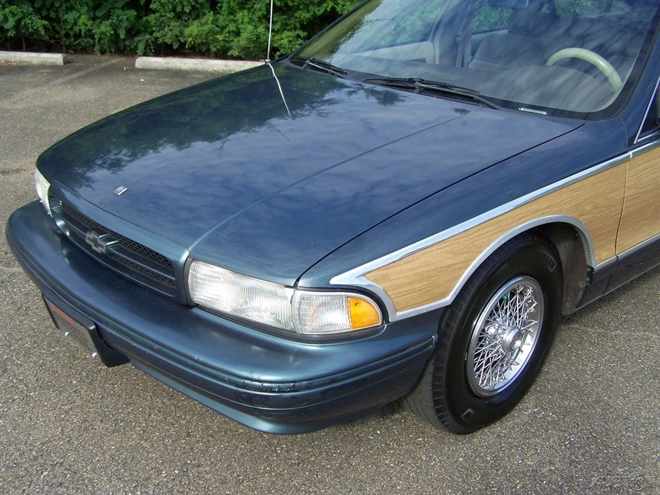 1994 Chevrolet Caprice - Image 14 of 24