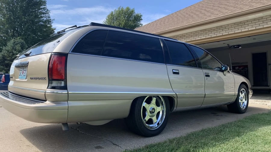 1994 Chevrolet Caprice - Image 2 of 12