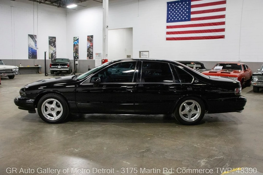 1994 Chevrolet Caprice - Image 3 of 12