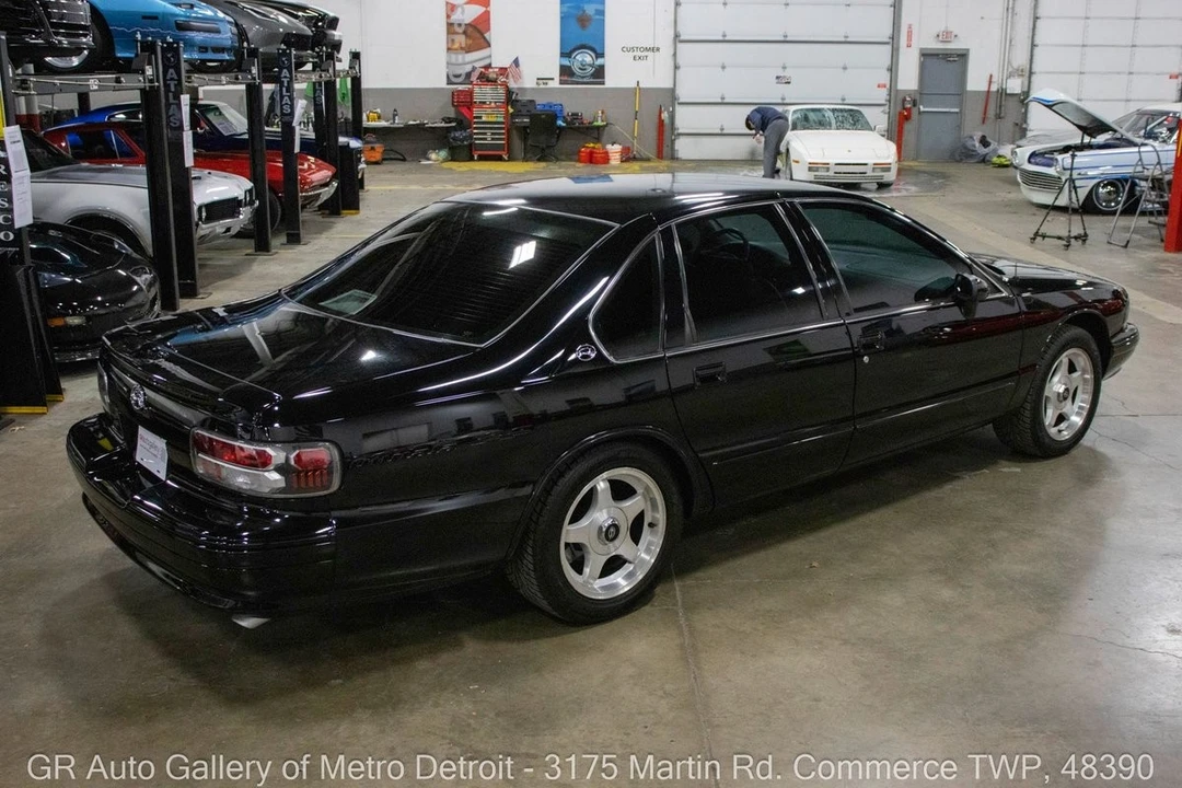 1994 Chevrolet Caprice - Image 7 of 12
