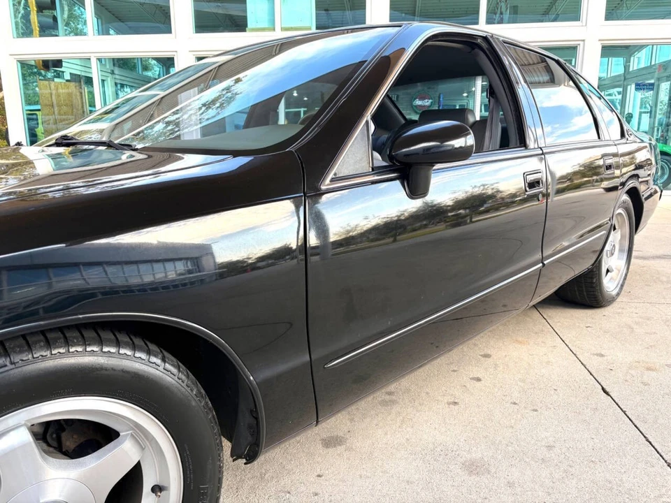 1994 Chevrolet Caprice - Image 11 of 21