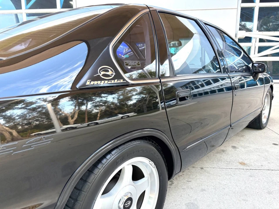 1994 Chevrolet Caprice - Image 15 of 21