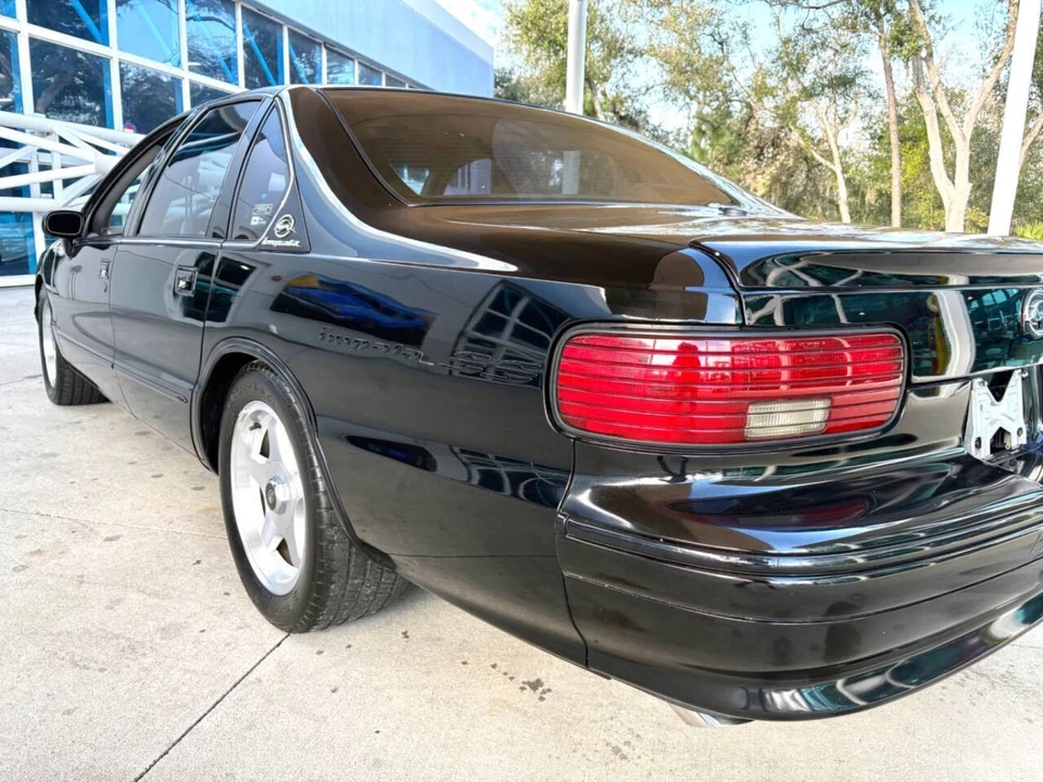 1994 Chevrolet Impala 7th Gen - Image 13 of 21