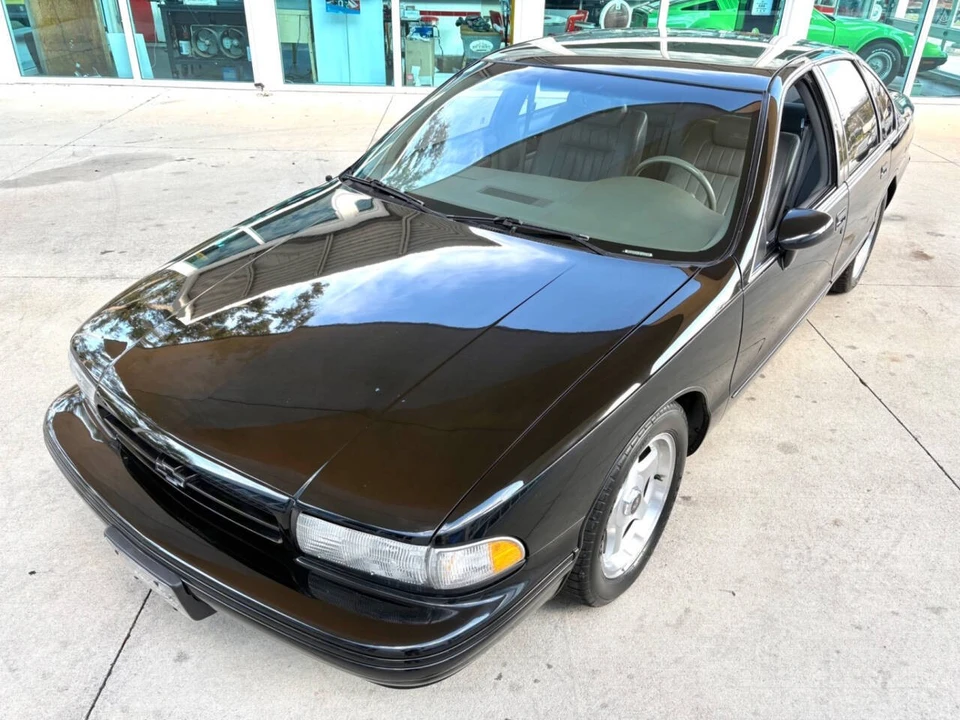 1994 Chevrolet Caprice - Image 18 of 31